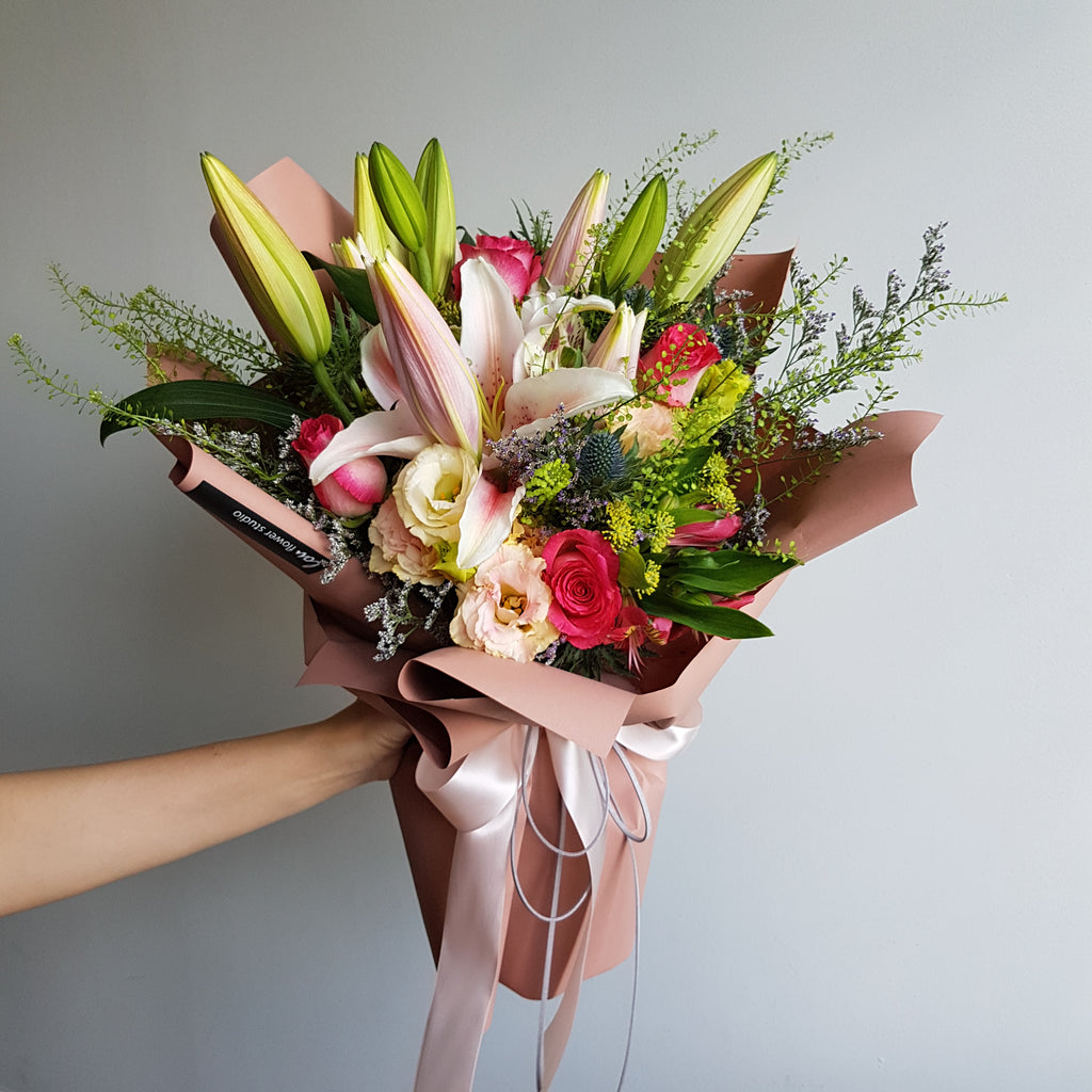 Classic Lily Bouquet - Lou Flower Studio