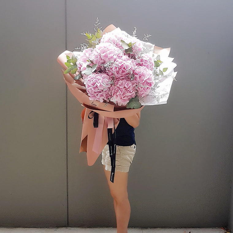 Gigantic Hydrangea bouquet - Lou Flower Studio
