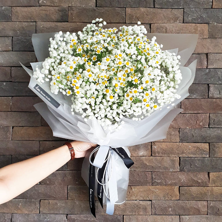 Baby’s Breath & Chamomile Daisies - Lou Flower Studio